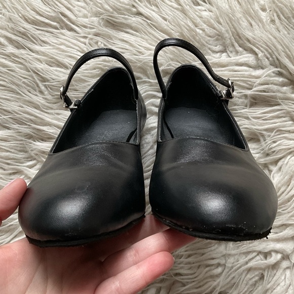 Very Fine Black Leather Ballroom Salsa Latin Dance Shoe High Heels EUC Size 8.5 - Picture 4 of 9